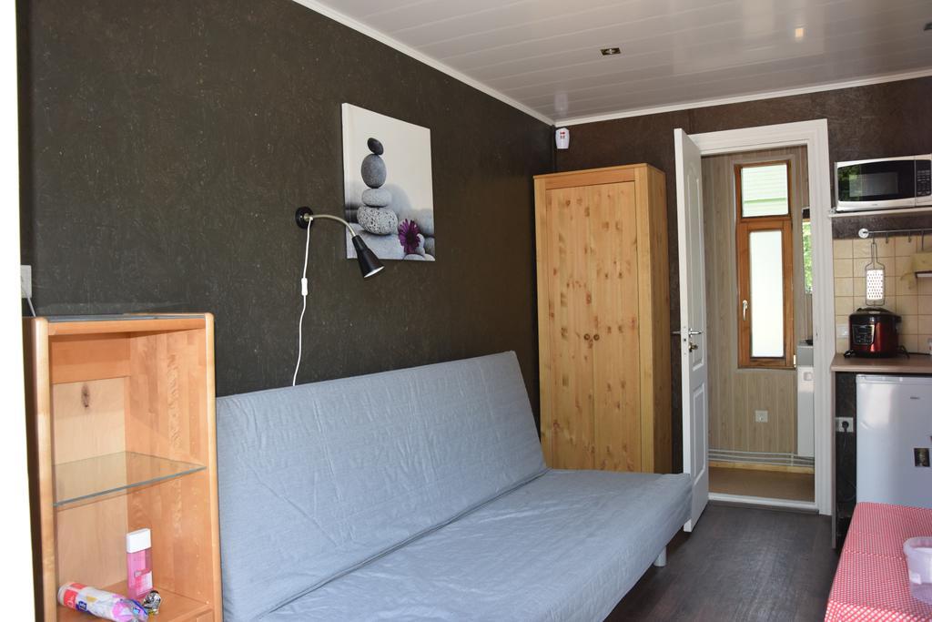 Melluzi Cottage Jūrkalne 外观 照片