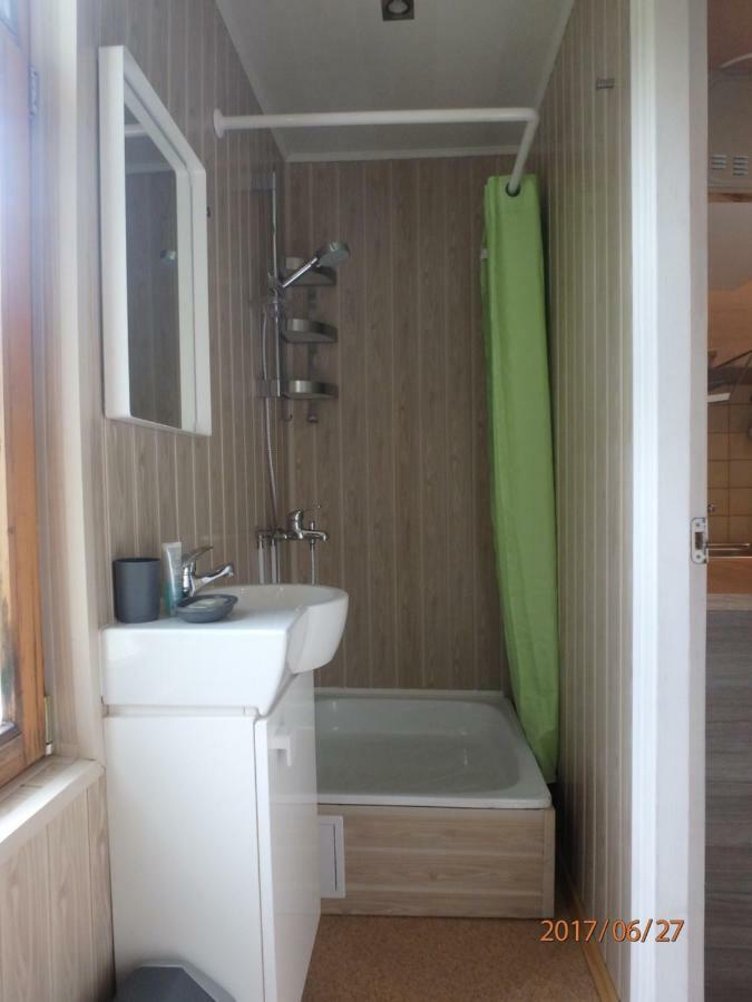 Melluzi Cottage Jūrkalne 外观 照片